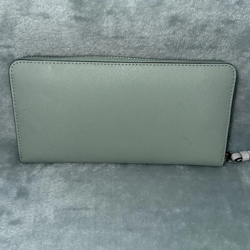 kate spade Green and White Women's Wallet - Picture 3 of 17